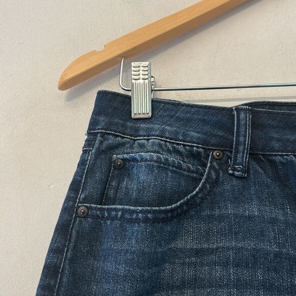 Rewash Distressed Denim mini skirt
Size 7 EUC - Picture 4 of 11